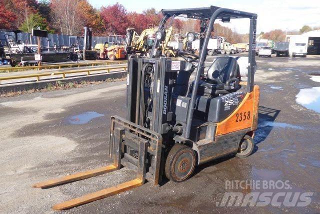 Doosan GC25P-5 其他叉车