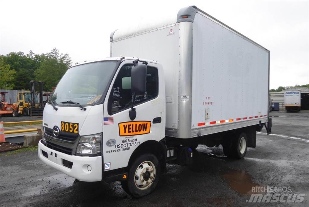 Hino 155 厢式货车