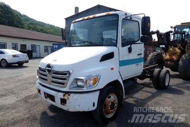 Hino NB165 平板车