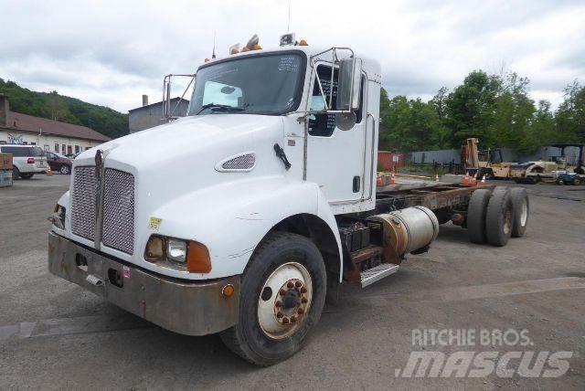 Kenworth T300 平板车