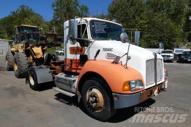 Kenworth T300 平板车