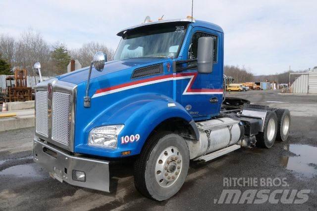 Kenworth T880 平板车