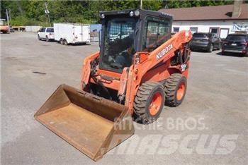 Kubota SSV65 滑移装载机