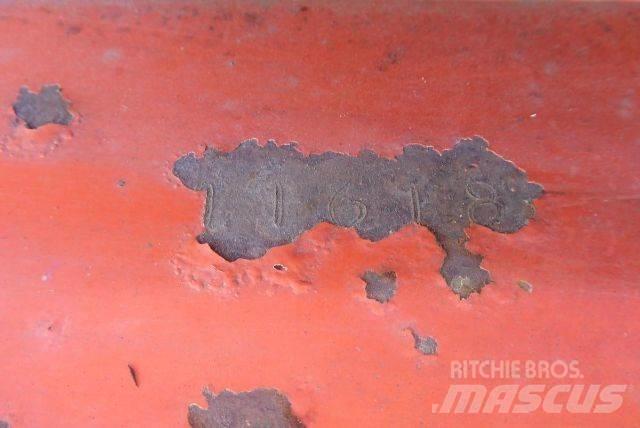 Kubota SSV65 滑移装载机