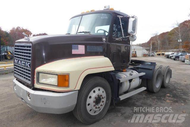 Mack CH613 平板车