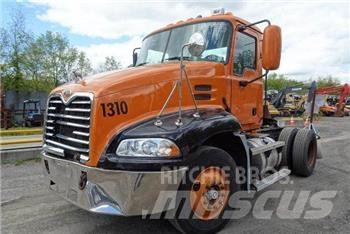Mack CX612 平板车