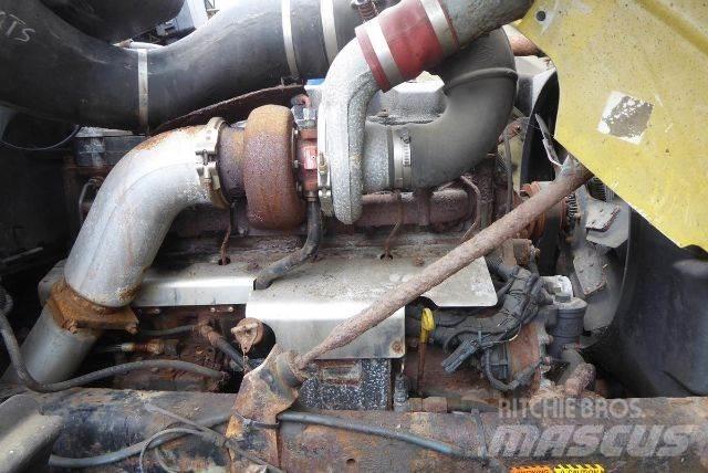 Mack RD688S 自卸式货车
