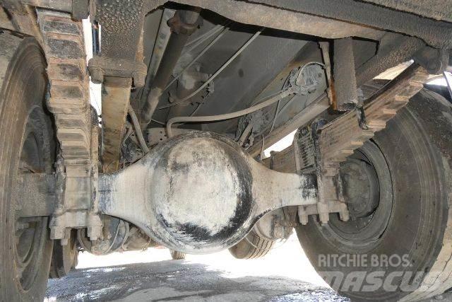 Mack RD690P 油罐车