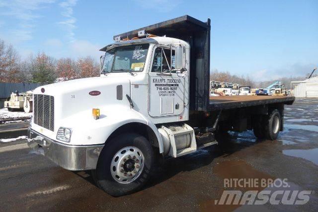 Peterbilt 330 平板栏板货车