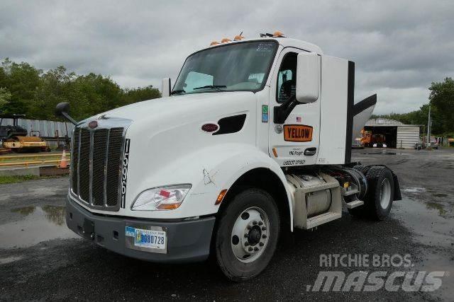 Peterbilt 579 平板车