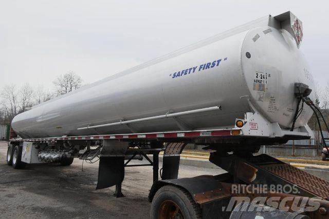 Polar TANK 罐式拖车