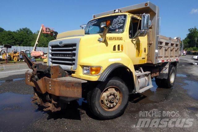 Sterling L8500 自卸式货车