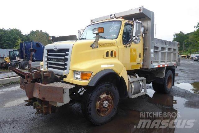 Sterling L8500 自卸式货车