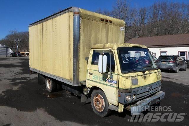 UD 1100 厢式货车