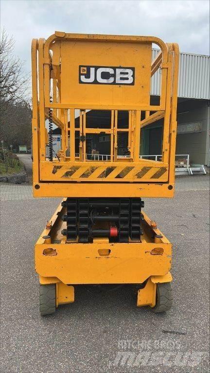 JCB S2646E 剪叉式升降机