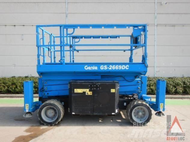 Genie GS-2669DC 曲臂高空工作平台