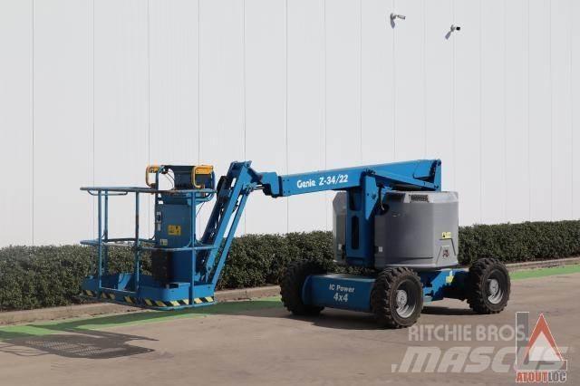 Genie Z34-22RT 曲臂高空工作平台