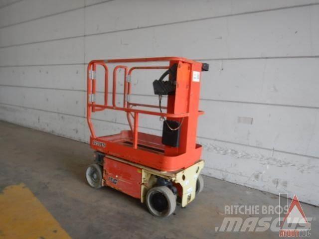 JLG 1230ES 曲臂高空工作平台