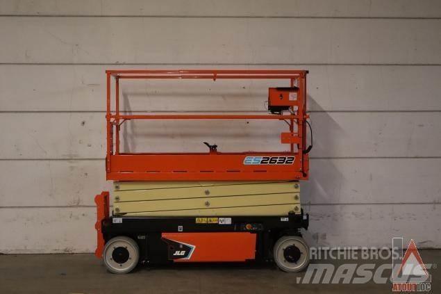 JLG 2632ES 曲臂高空工作平台
