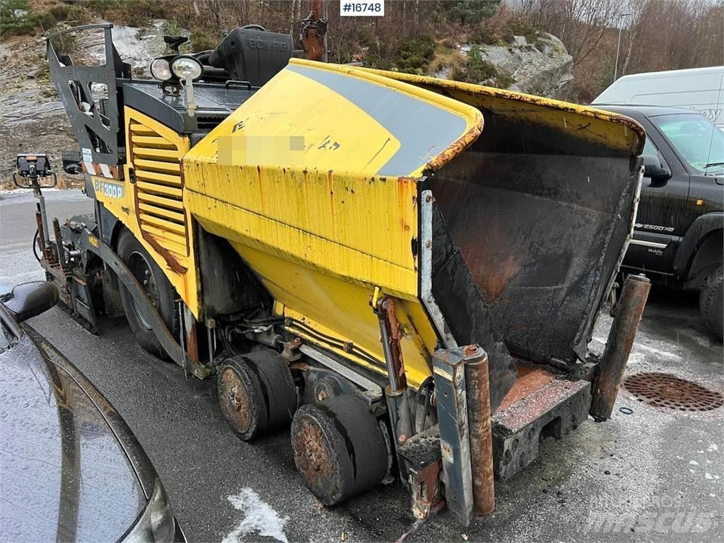 Bomag BF 300P 沥青摊铺机
