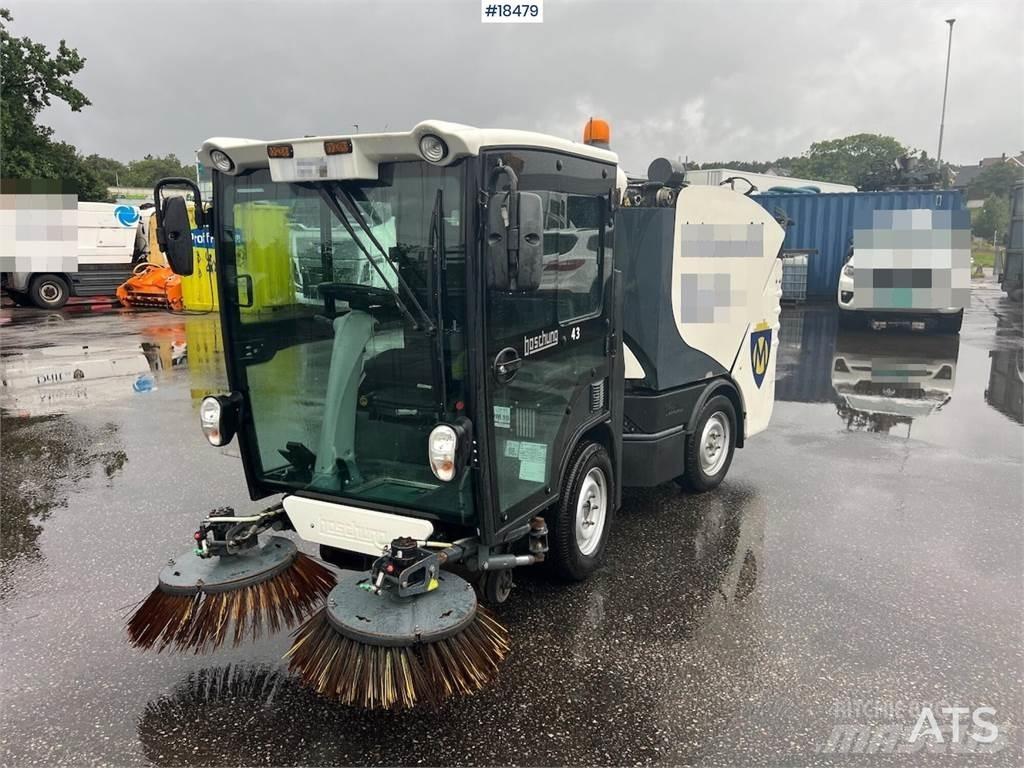Boschung S2 sweeper 道路清扫车