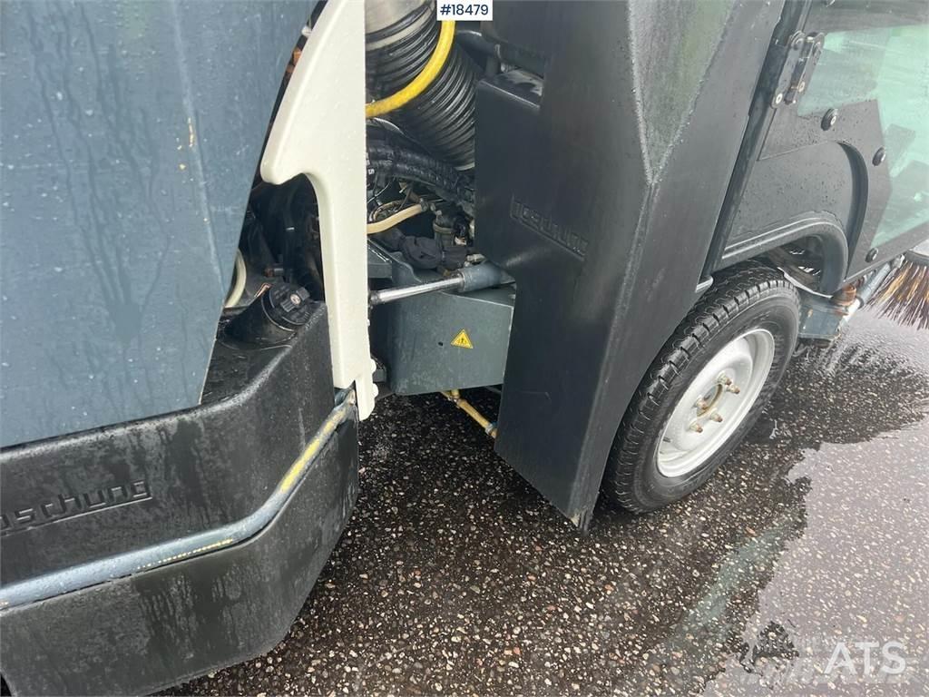 Boschung S2 sweeper 道路清扫车