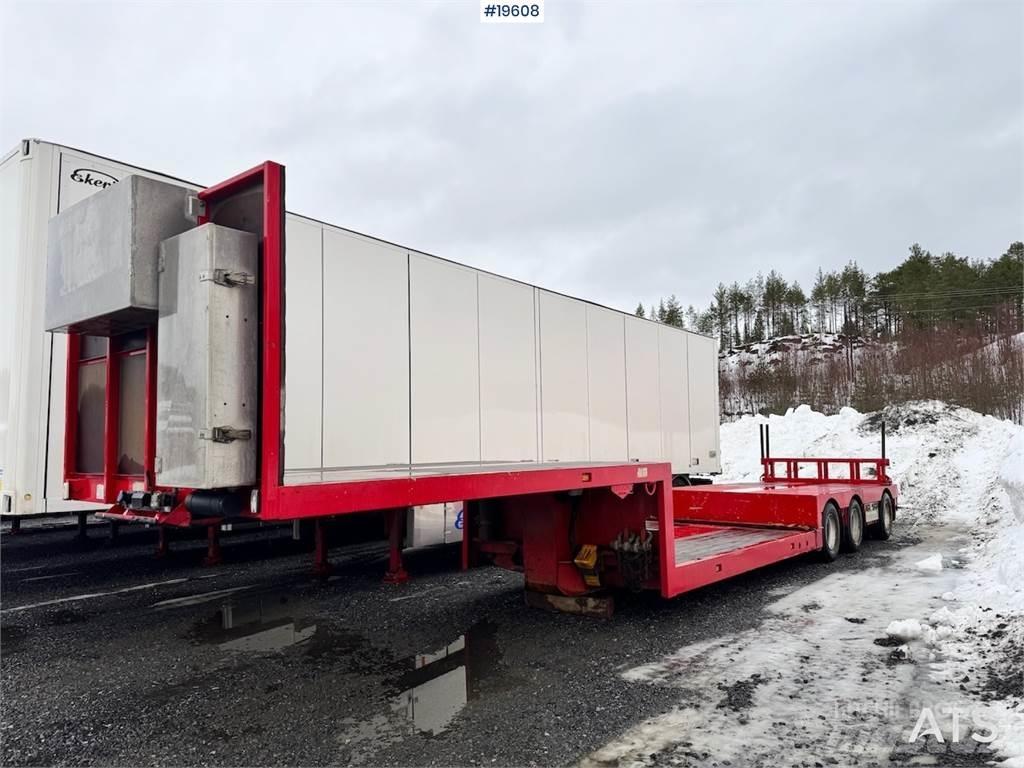 Broshuis trailer. 其他拖车