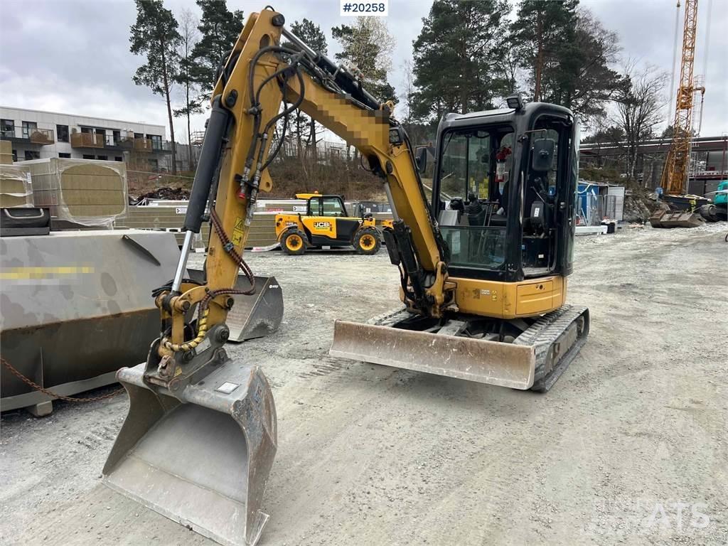 CAT 303.5ECR 履带挖掘机