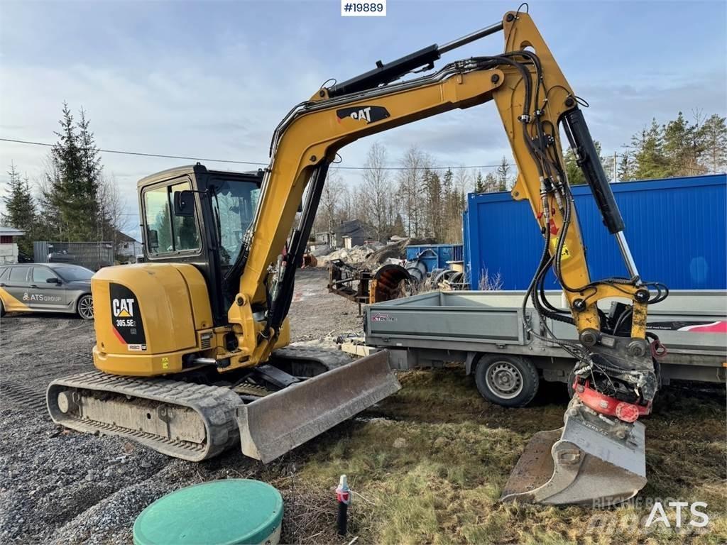 CAT 305.5E2 履带挖掘机
