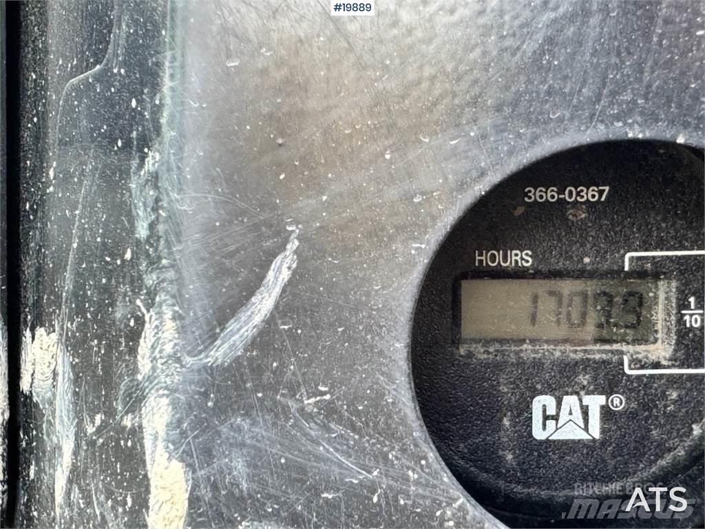 CAT 305.5E2 履带挖掘机
