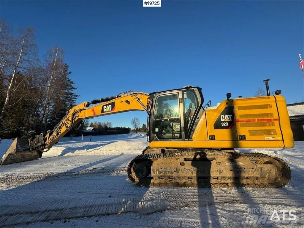 CAT 323 履带挖掘机