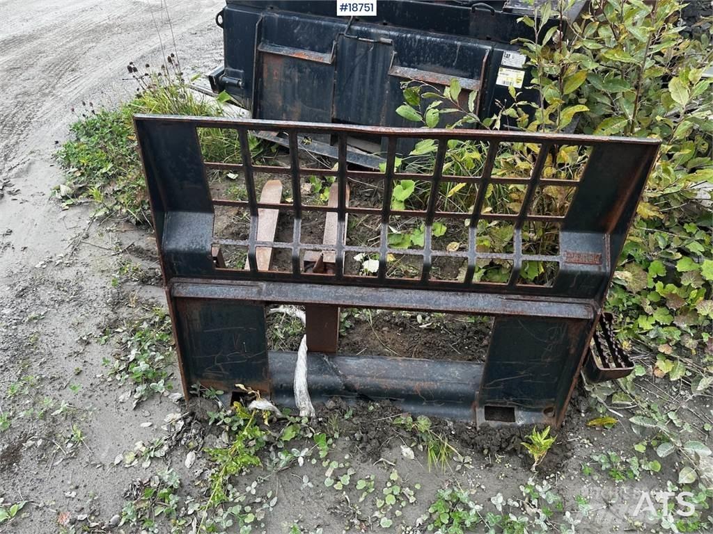 CAT Pallet Forks 建筑机械-其他
