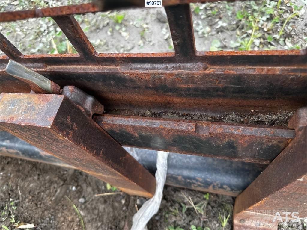 CAT Pallet Forks 建筑机械-其他