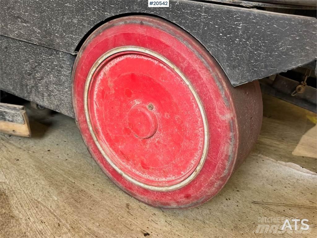 Comac Ultra 100 BS 建筑机械-其他