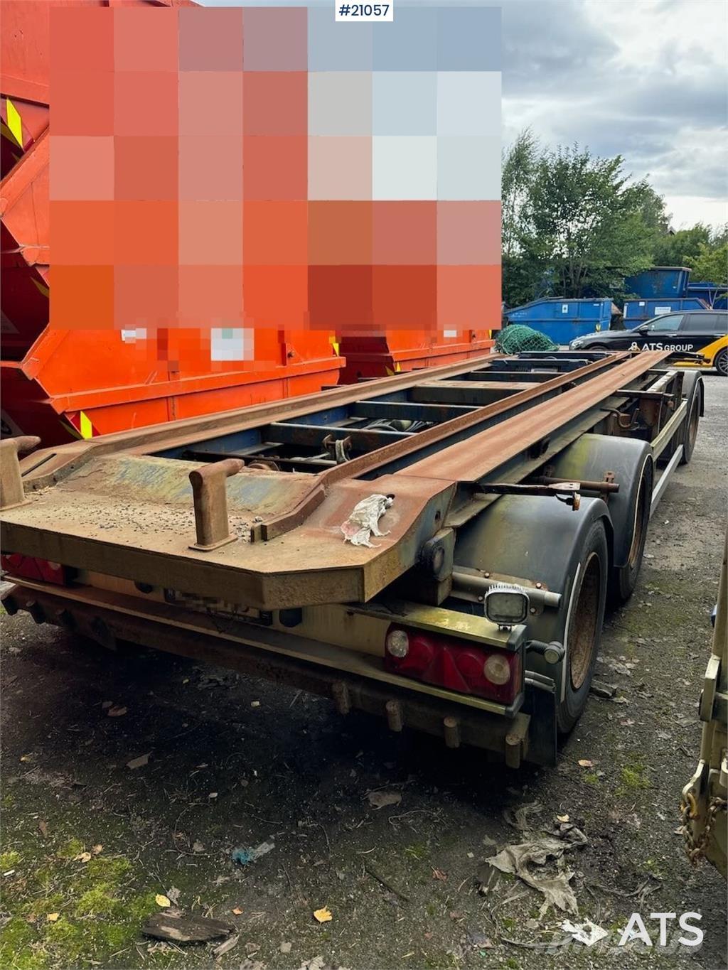 Istrail Hook trailer 翻斗拖车
