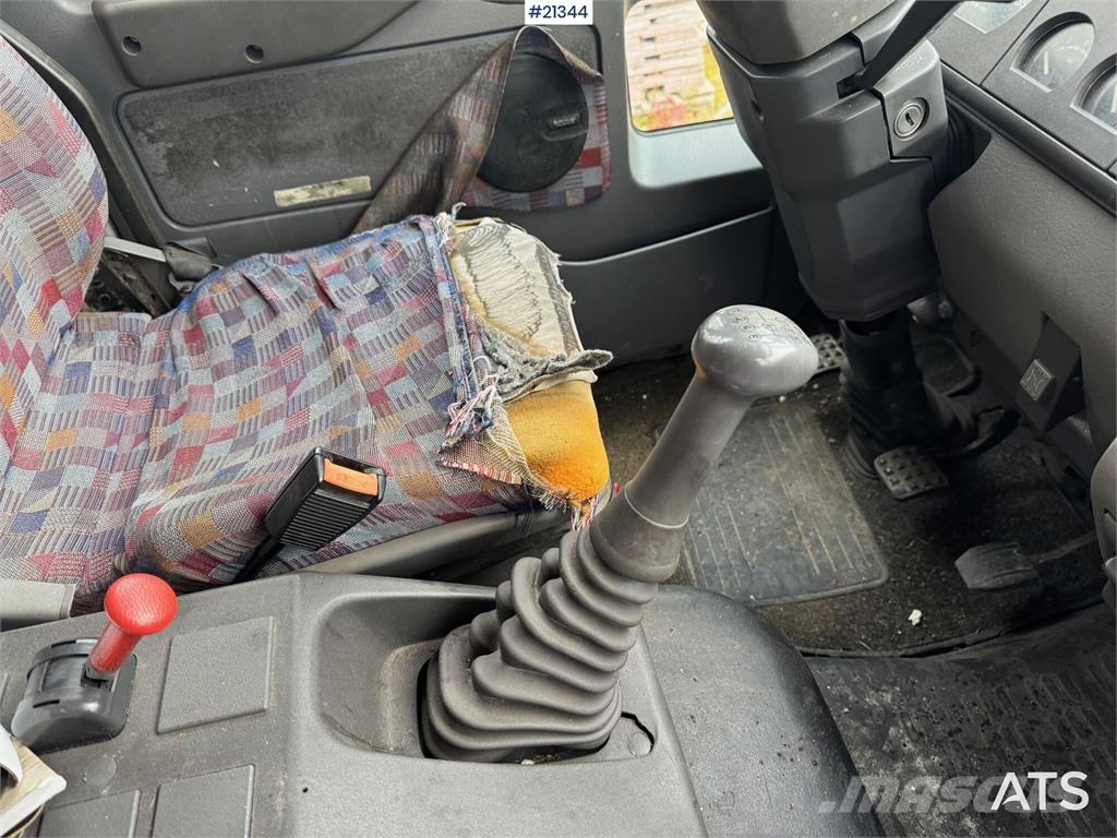 Iveco Eurocargo 篷布货车