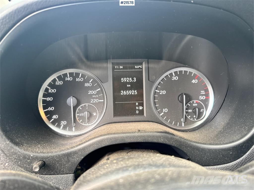 Mercedes-Benz Vito 大型面包车