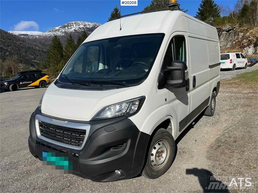 Peugeot Boxer 大型面包车