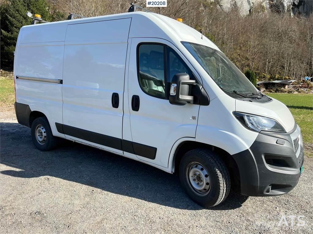 Peugeot Boxer 大型面包车
