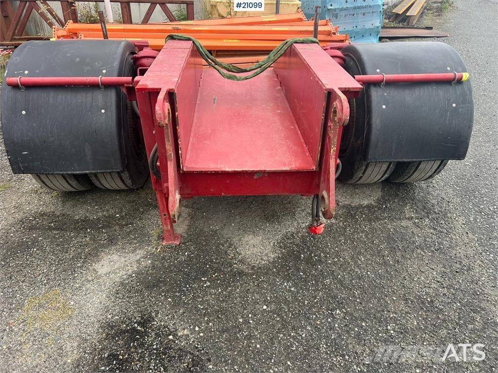VM Brønntralle 低平板半挂车