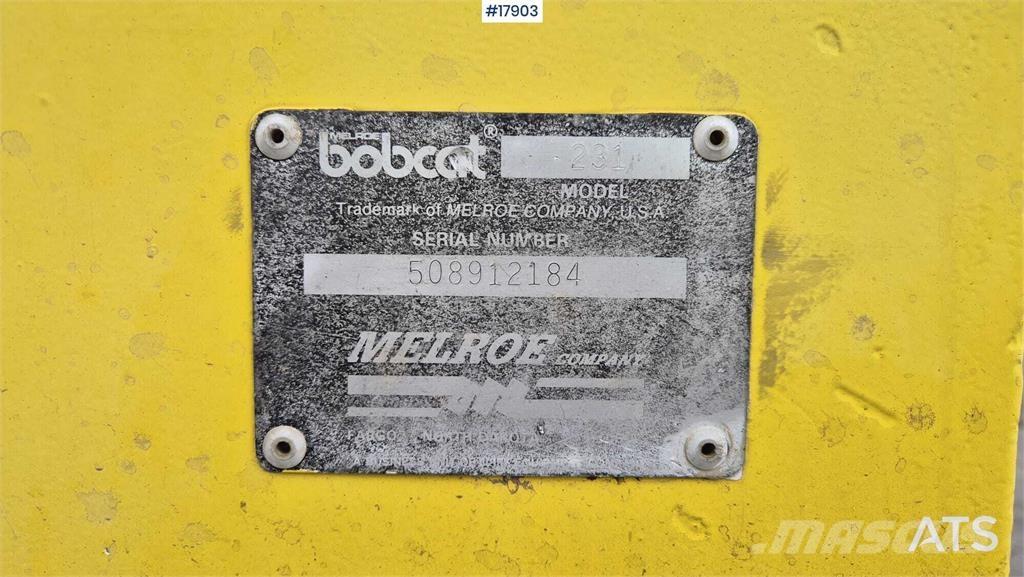 Bobcat 231 小型挖掘机