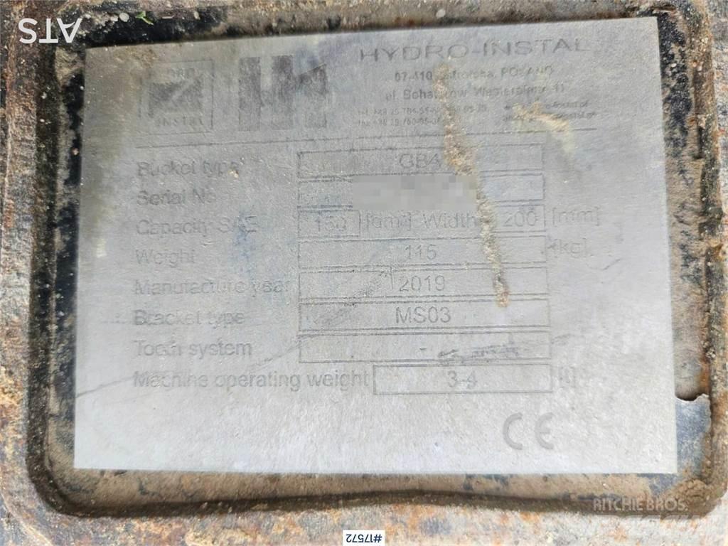 Bobcat E35 小型挖掘机