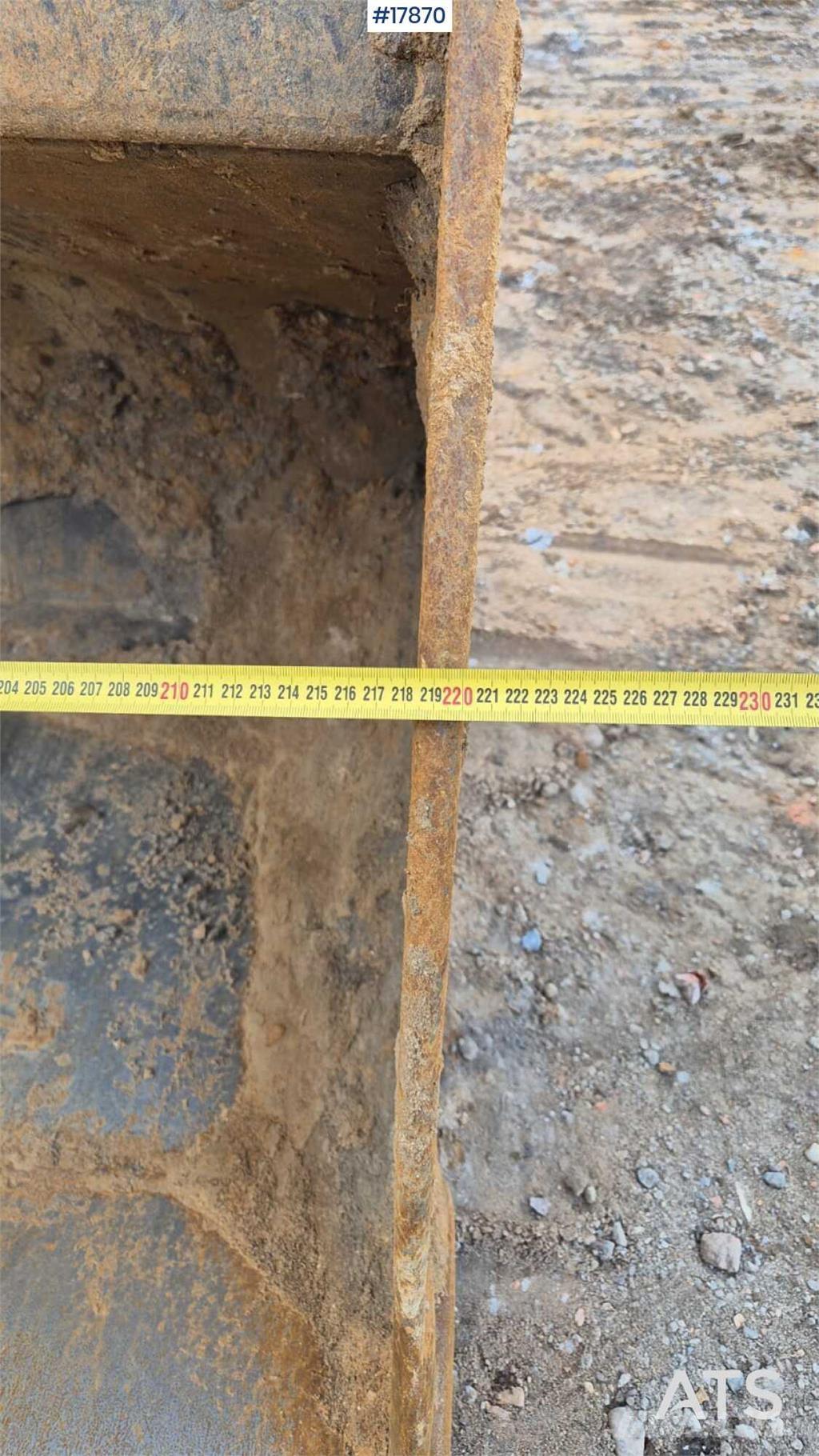 CAT 324E 履带挖掘机