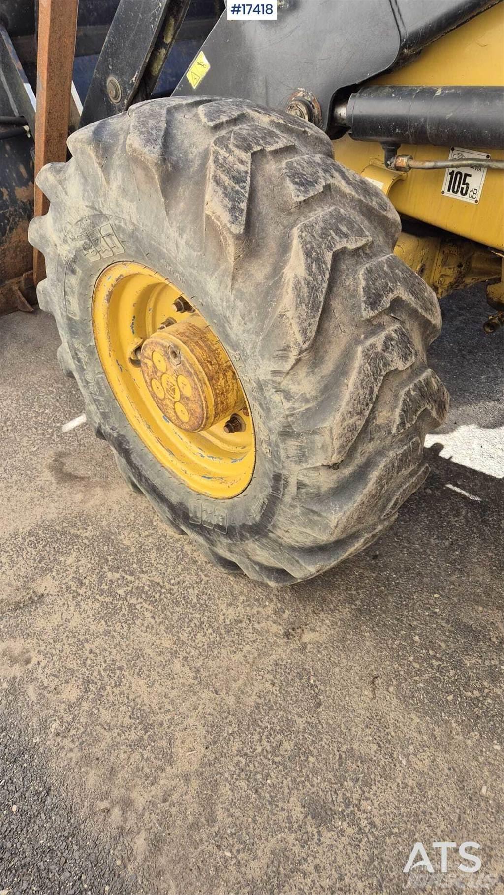 CAT 428D 反铲装载机