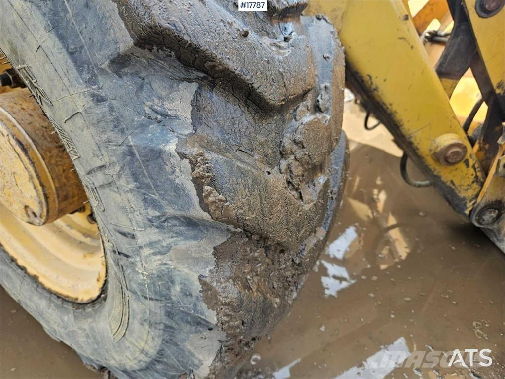 CAT 432E 反铲装载机