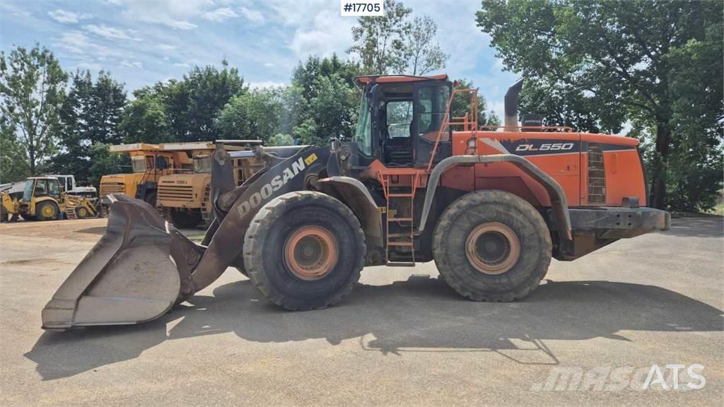 Doosan DL550-5 轮式装载机
