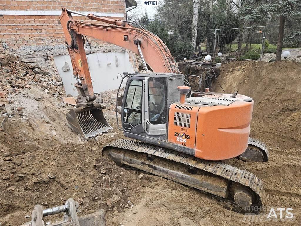 Hitachi ZX225 LC 履带挖掘机