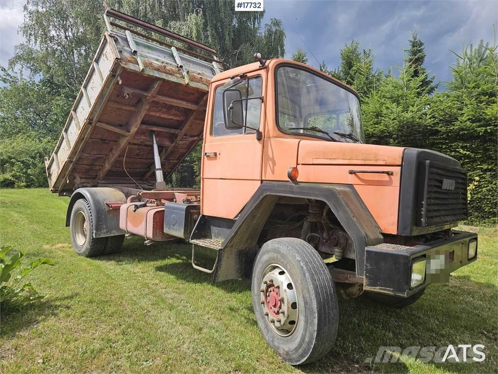 Iveco  自卸式货车