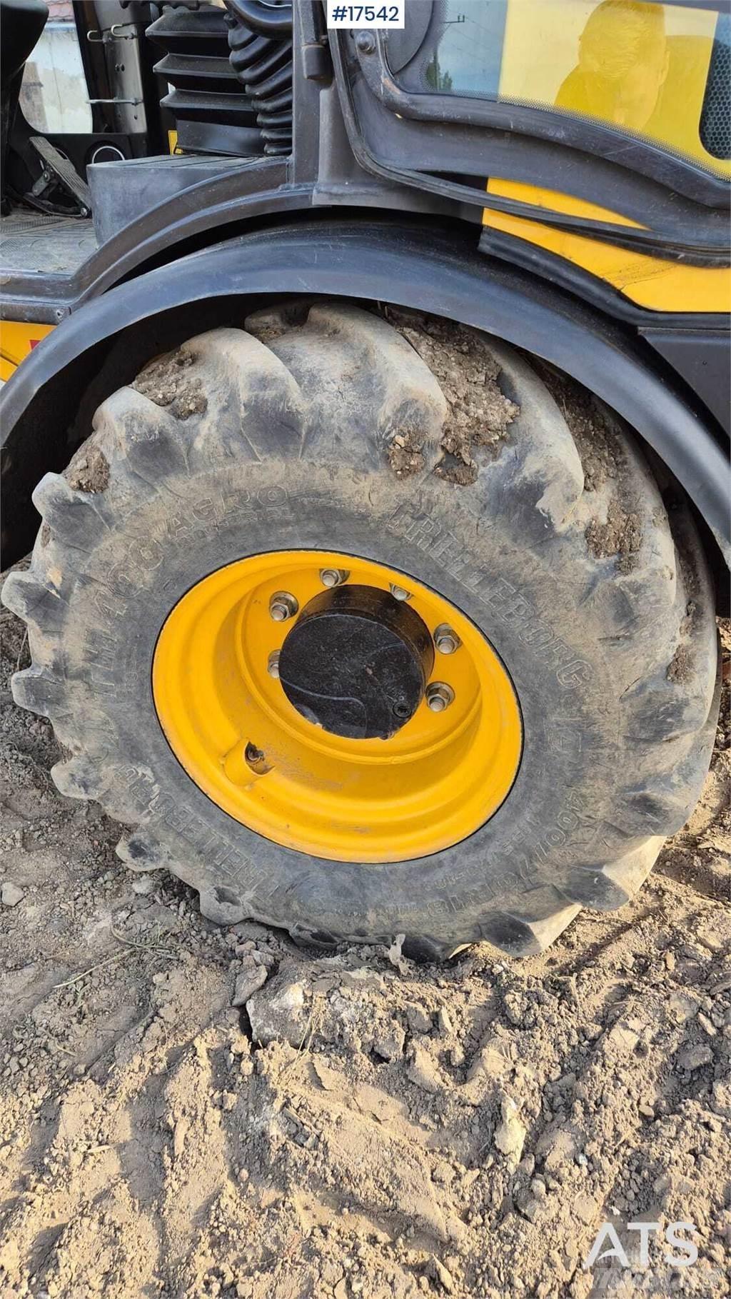 JCB 407 T4 轮式装载机