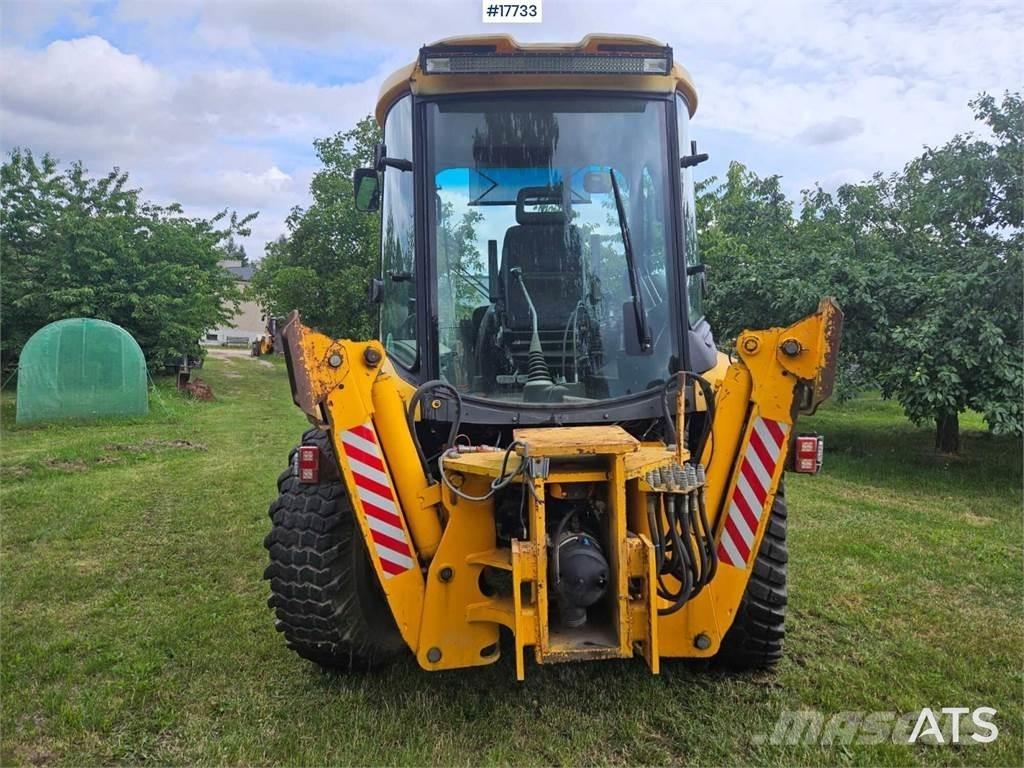 JCB 4CX 反铲装载机
